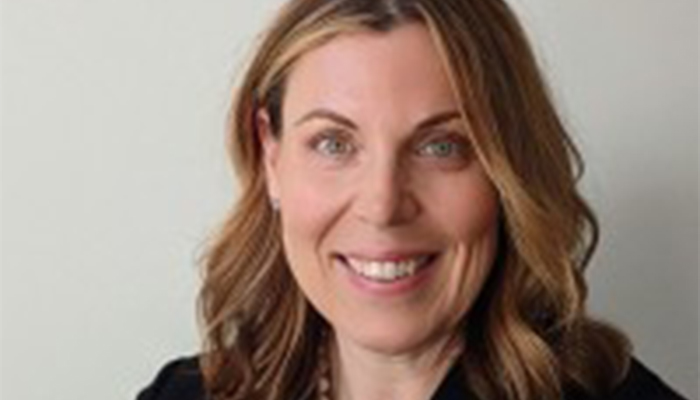 Erin L. Weinstein ’00 thumbnail